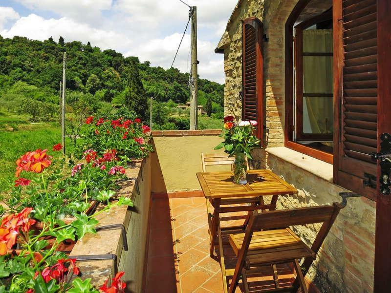 Casa Vacanze Santa Cristina Volterra Exterior photo